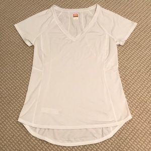 3/$25 🌟 Lucy Tech Short Sleeve